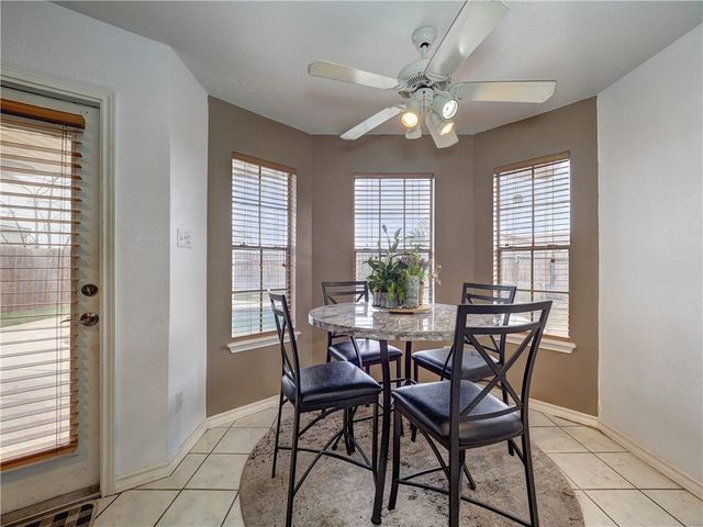 7210 ST JAMES Ct, Corpus Christi, TX 78413