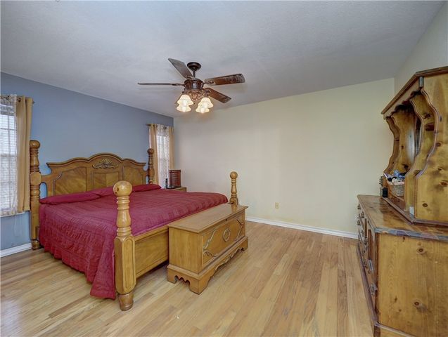 7210 ST JAMES Ct, Corpus Christi, TX 78413