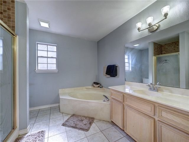 7210 ST JAMES Ct, Corpus Christi, TX 78413