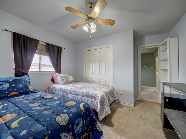 7210 ST JAMES Ct, Corpus Christi, TX 78413