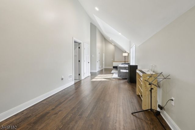 259 Cupsaw Dr, Ringwood Boro, NJ 07456
