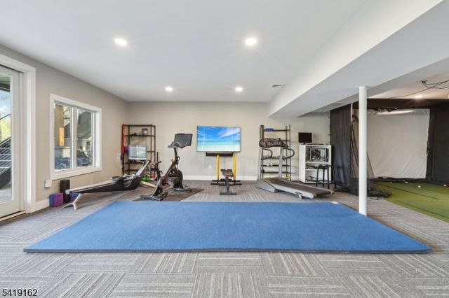 259 Cupsaw Dr, Ringwood Boro, NJ 07456
