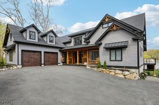 259 Cupsaw Dr, Ringwood Boro, NJ 07456