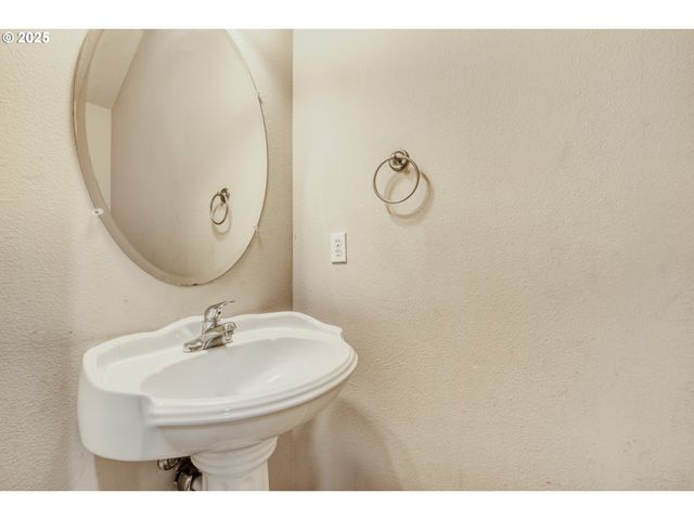 14014 Ne 81ST Cir, Vancouver, WA 98682