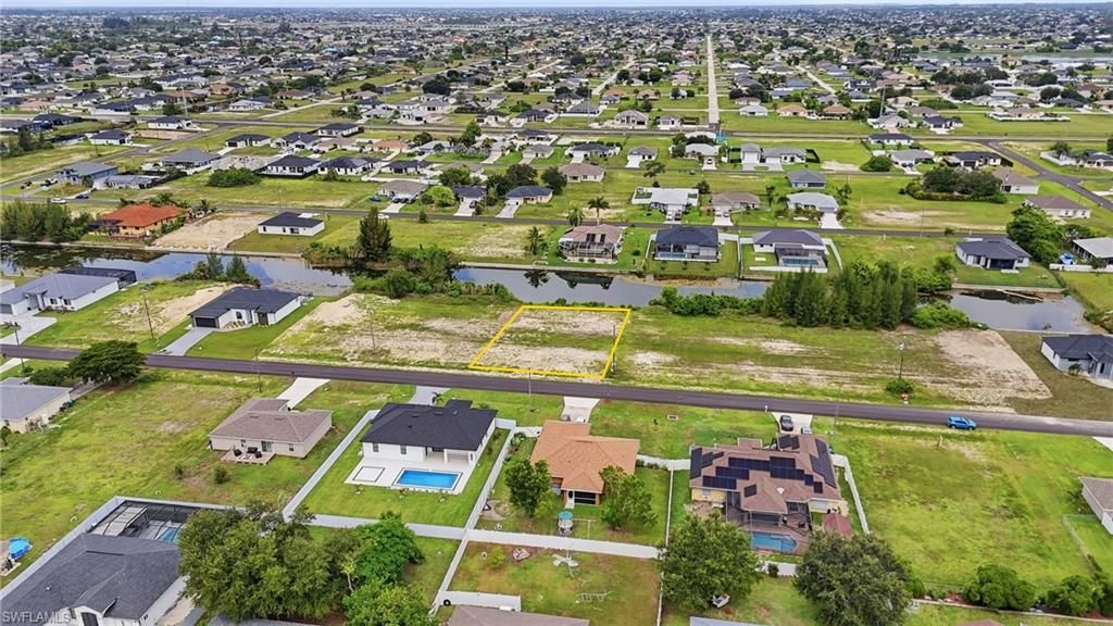 1008 NE 1st PL, CAPE CORAL, FL 33909 — photo 2