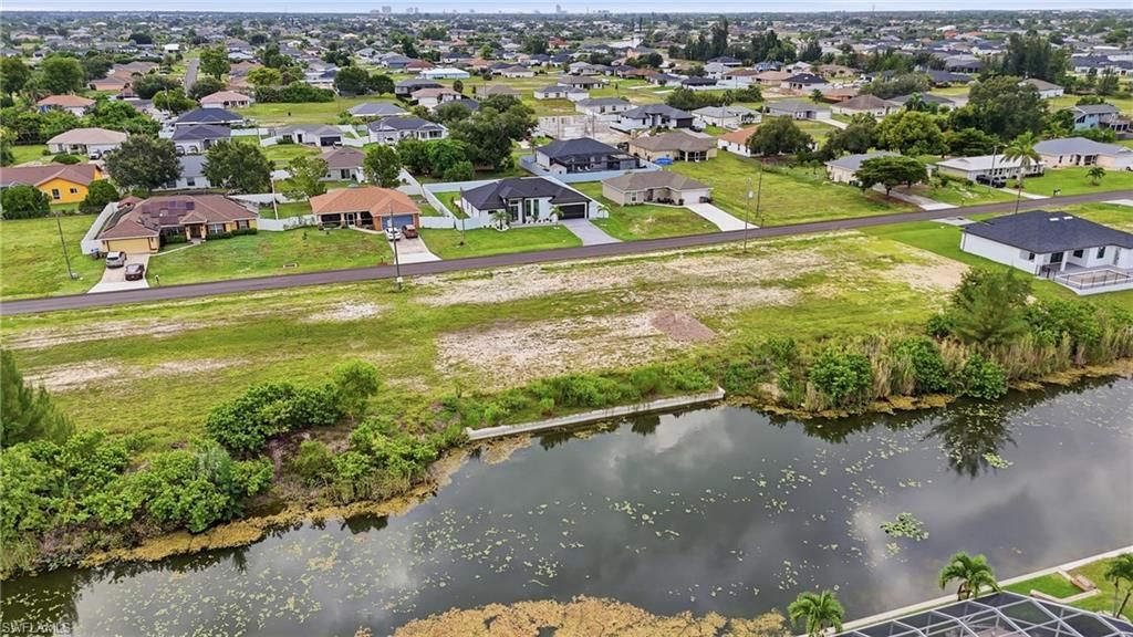 1008 NE 1st PL, CAPE CORAL, FL 33909 — photo 4