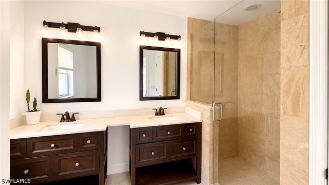 1089 Nottingham DR, Naples, FL 34109