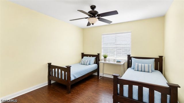 1089 Nottingham DR, Naples, FL 34109