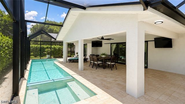 1089 Nottingham DR, Naples, FL 34109