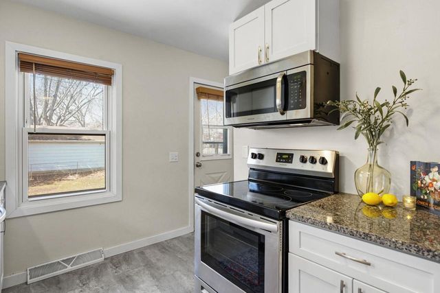 3329 Webb Avenue, Madison, WI 53714