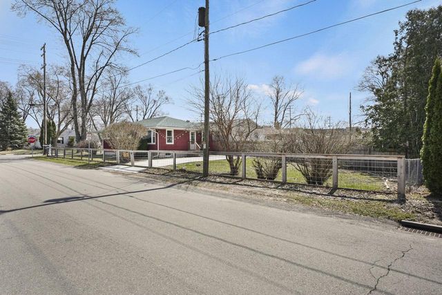 3329 Webb Avenue, Madison, WI 53714