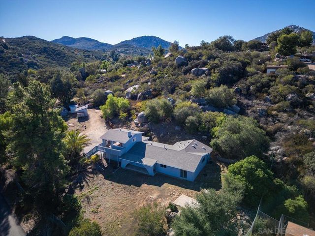 18435 Chablis Rd., Ramona, CA 92065
