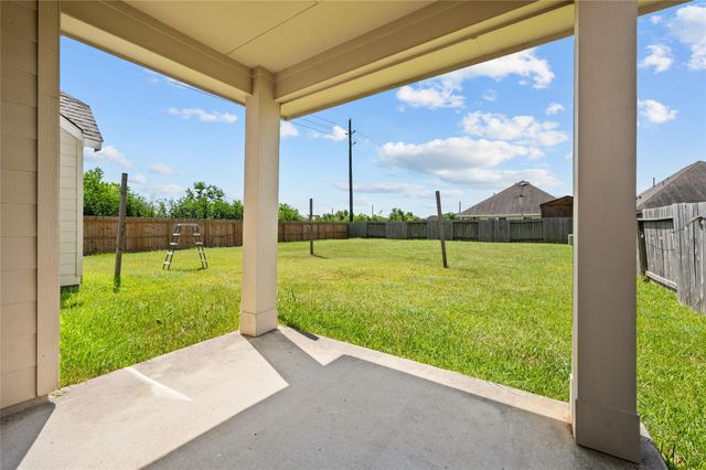4822 Bay Vista Drive, Baytown, TX 77523