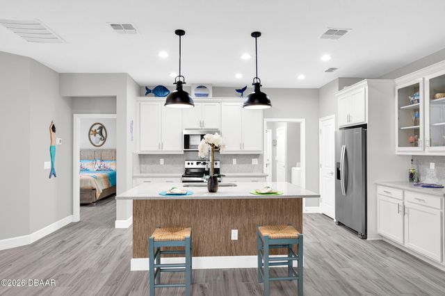 333 Pop Top Lane, Daytona Beach, FL 32124