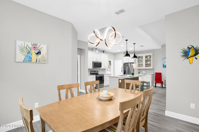 333 Pop Top Lane, Daytona Beach, FL 32124