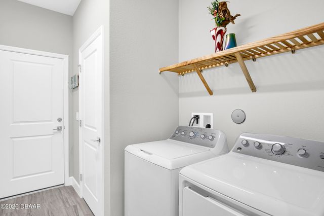 333 Pop Top Lane, Daytona Beach, FL 32124