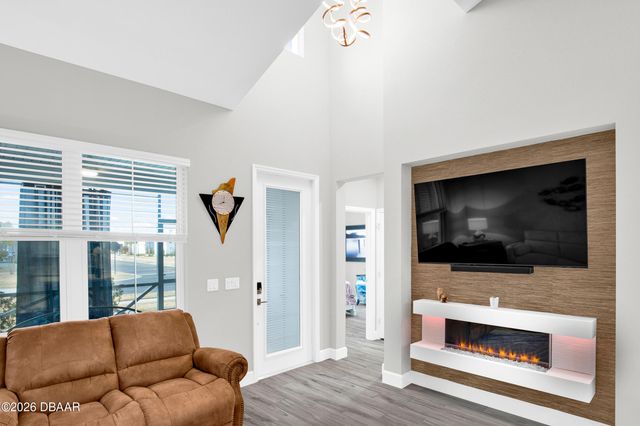 333 Pop Top Lane, Daytona Beach, FL 32124