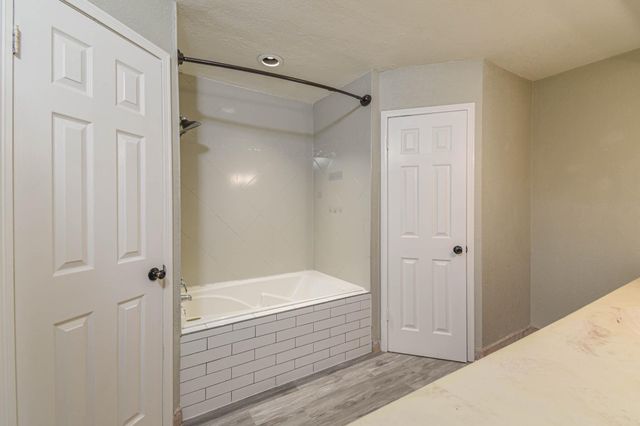 16911 Summit Oaks Lane, Spring, TX 77379