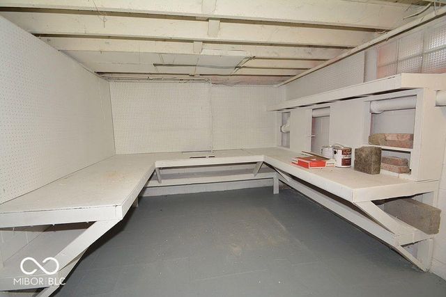 5005 Indianola Avenue, Indianapolis, IN 46205