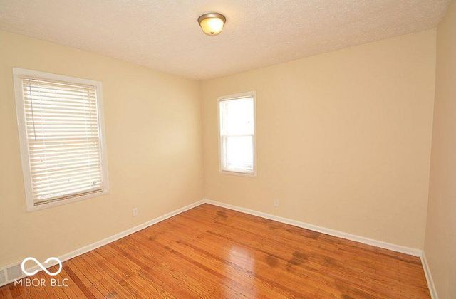 5005 Indianola Avenue, Indianapolis, IN 46205