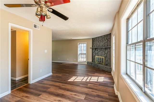 998 Ascot Court, Riverdale, GA 30296
