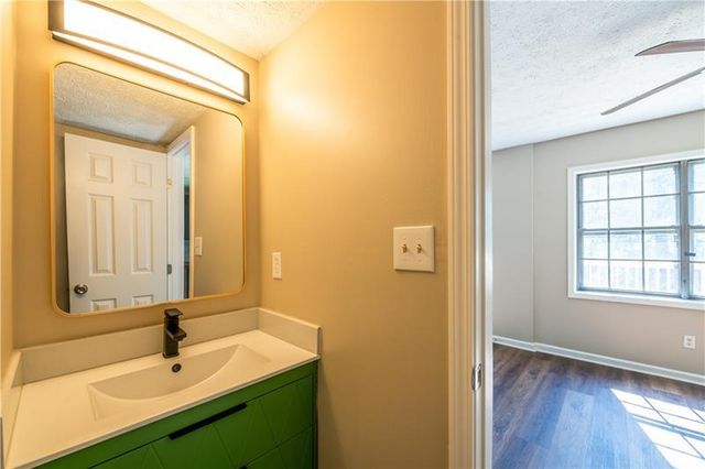 998 Ascot Court, Riverdale, GA 30296