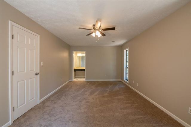 998 Ascot Court, Riverdale, GA 30296