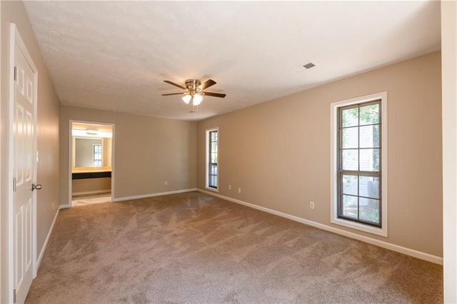 998 Ascot Court, Riverdale, GA 30296