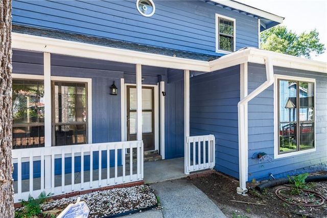 998 Ascot Court, Riverdale, GA 30296
