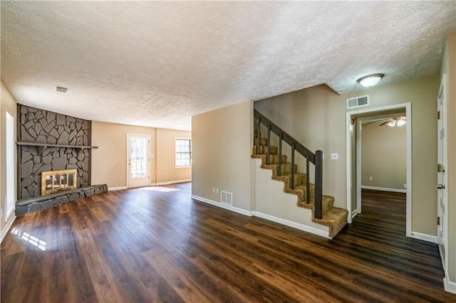 998 Ascot Court, Riverdale, GA 30296