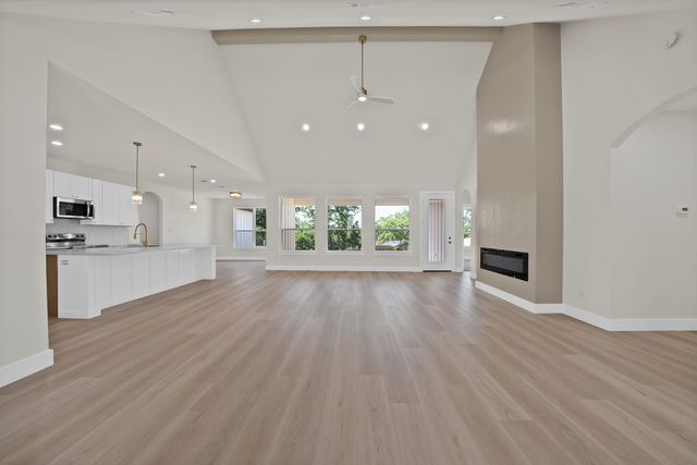 1405 Apache Court, Joshua, TX 76058