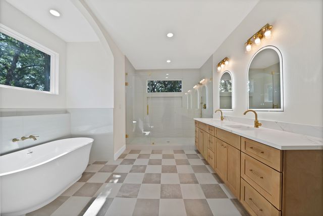 1405 Apache Court, Joshua, TX 76058