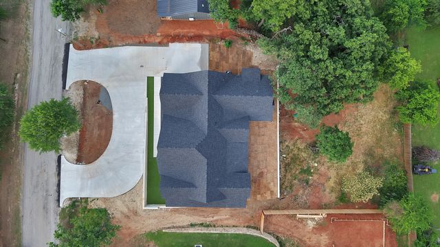 1405 Apache Court, Joshua, TX 76058