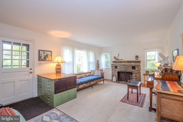 142 SPRING HILL RD, Skillman, NJ 08558