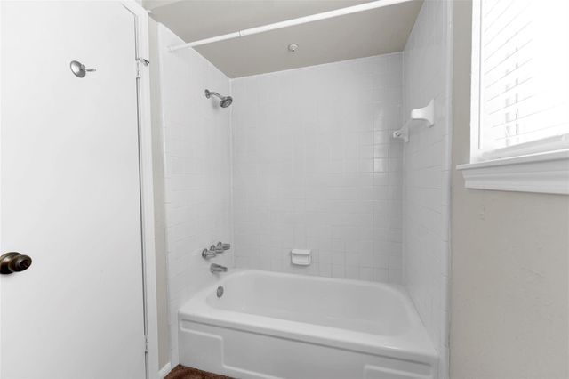 2904 Nottingham Lane, Missouri City, TX 77459