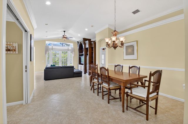 10932 Skyland Point, Boynton Beach, FL 33437