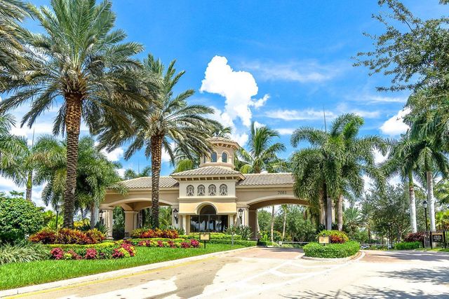 10932 Skyland Point, Boynton Beach, FL 33437