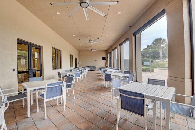 10932 Skyland Point, Boynton Beach, FL 33437