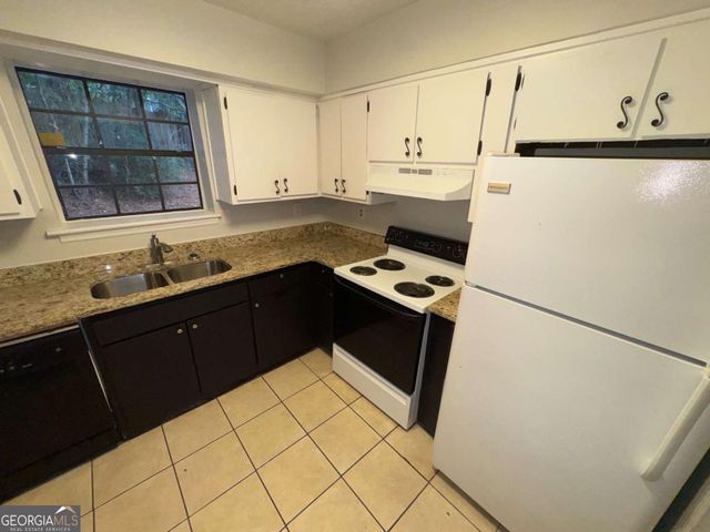 1421 Stone Mill Trace, Stone Mountain, GA 30083
