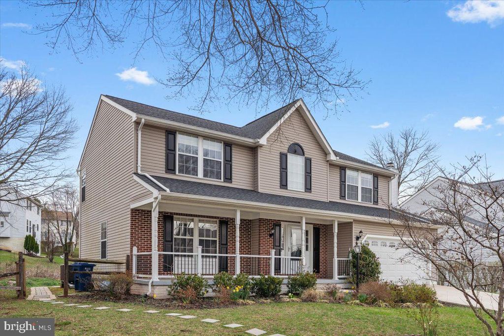 Image 4 of property listing at 10415 LABRADOR LOOP, Manassas, VA 20112