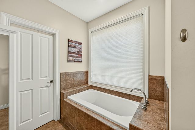 1210 Grey Fox Avenue SW, Rochester, MN 55902