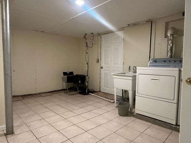 10 Milton Ter, Randolph, MA 02368