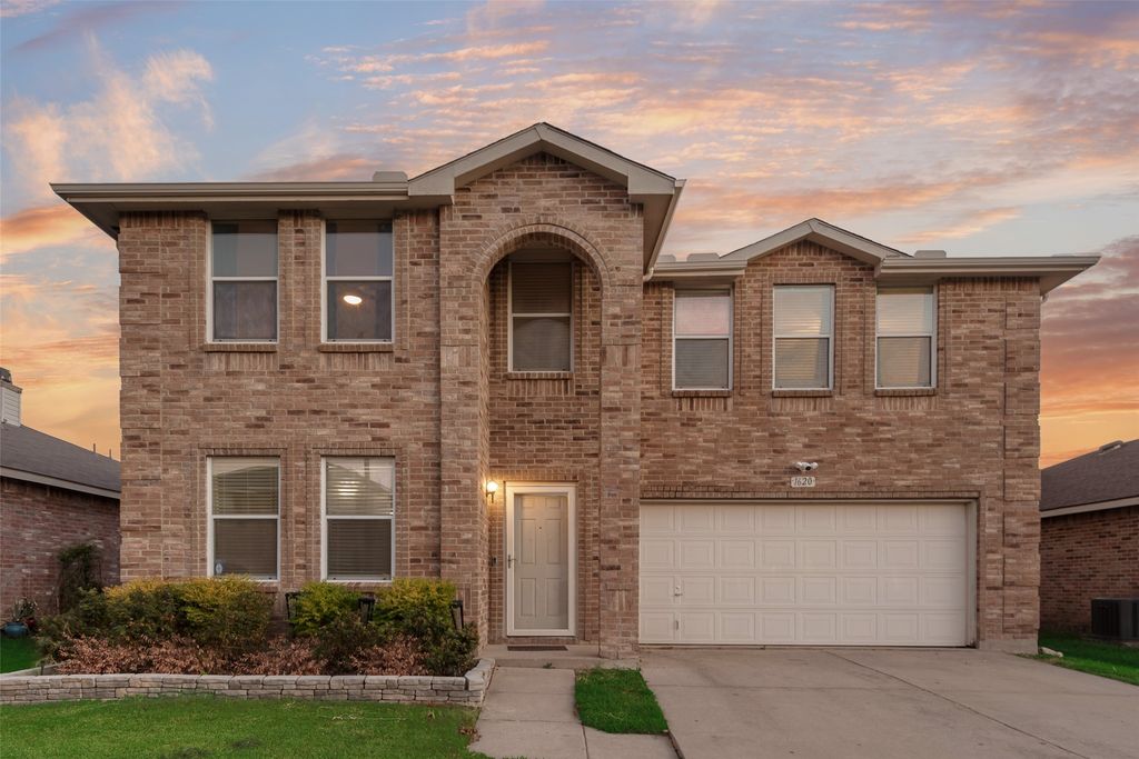 1620 Rialto Way, Fort Worth, TX 76247 — exterior
