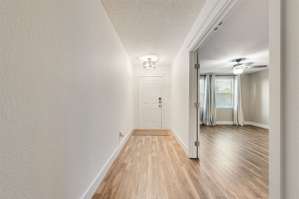 1620 Rialto Way, Fort Worth, TX 76247 — photo 4
