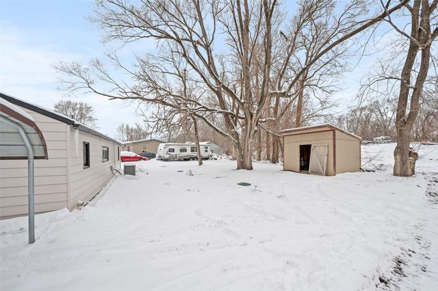 2776 NE Norwood Lane, Des Moines, IA 50317