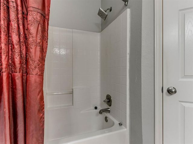 309 Tecumseh Ridge Road, Norman, OK 73069