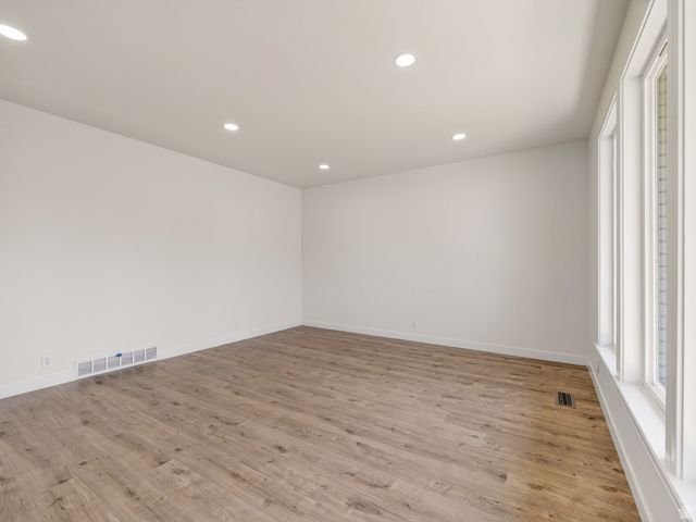 5423 W PEBBLE LN, Highland, UT 84003
