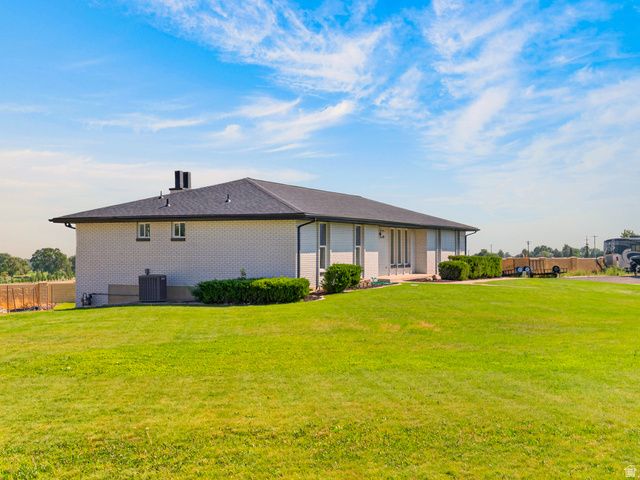 5423 W PEBBLE LN, Highland, UT 84003