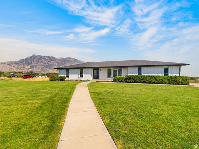 5423 W PEBBLE LN, Highland, UT 84003