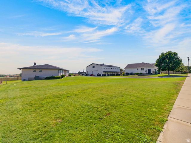 5423 W PEBBLE LN, Highland, UT 84003